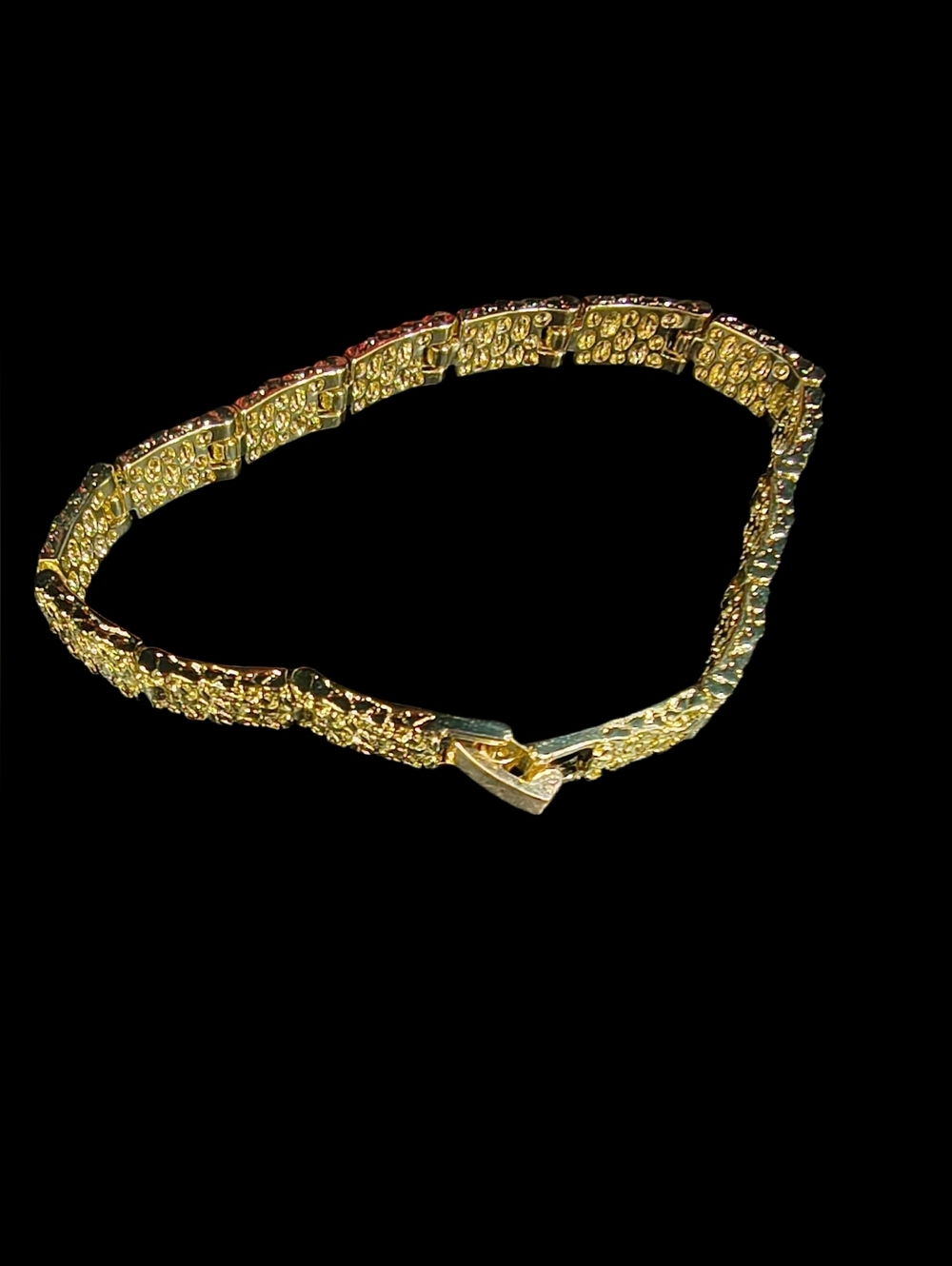 14k Gold Plated Nugget Bracelet 8mm Wide - Picture 3 of 3